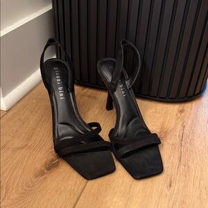Black Strappy Padded Heels Gianni Bini